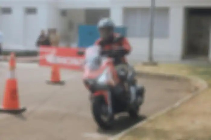Honda ADV150,  tarikan ADV150 bisa lebih enteng dengan ganti komponen kecil punya Vario 150