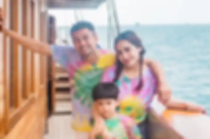 Gaya kompak keluarga Raffi Ahmad di Labuan Bajo