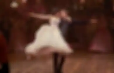 5 Adegan Paling Cringe dari Film Cinderella Camila Cabello. Setuju?