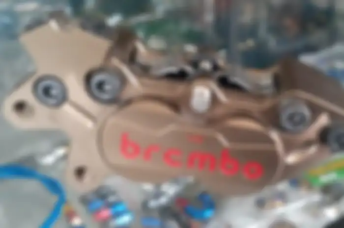 Rasa Moge! Honda PCX 150 pasang kaliper rem aftermarket mewah