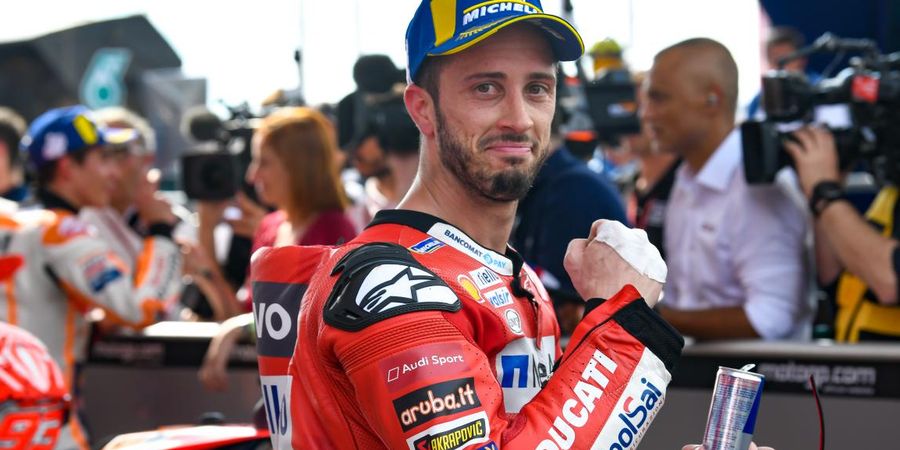 Andrea Dovizioso Diprediksi Ikut Gantung Helm jika Valentino Rossi Pensiun