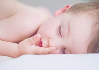 Menggosok Terlalu Keras Saat Memandikan Bisa Jadi Penyebab Anak Gampang Sakit