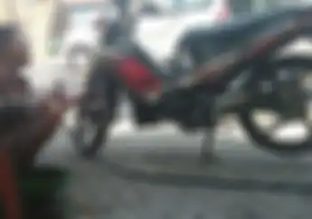Perbandingan Biaya Tambal Ban Tubeless Dan Ban Dalam Motor, Lebih Murah Mana?
