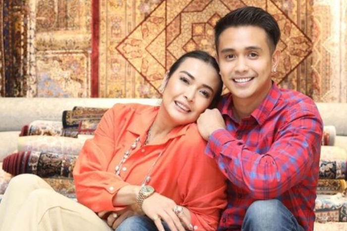 Ajun Perwira dan Jennifer Jill.