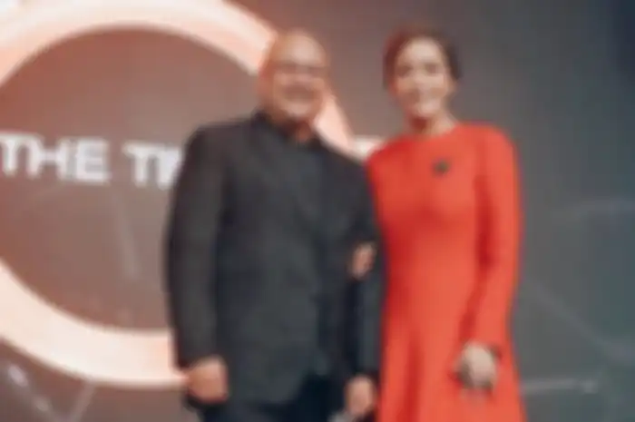Bak ABG, Maia Estianty dan Suami Tercinta Irwan Mussry Tampil Kompak Pakai Kaos Oblong Saat Liburan Romantis ke Maldives