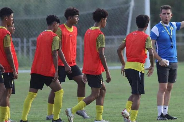 Timnas U-17 Malaysia dipastikan gagal lolos ke putaran final Piala Asia U-17 2025.