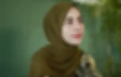Tampil Menawan dengan Model Hijab Kekinian dengan Scarf Ala Selebgram!