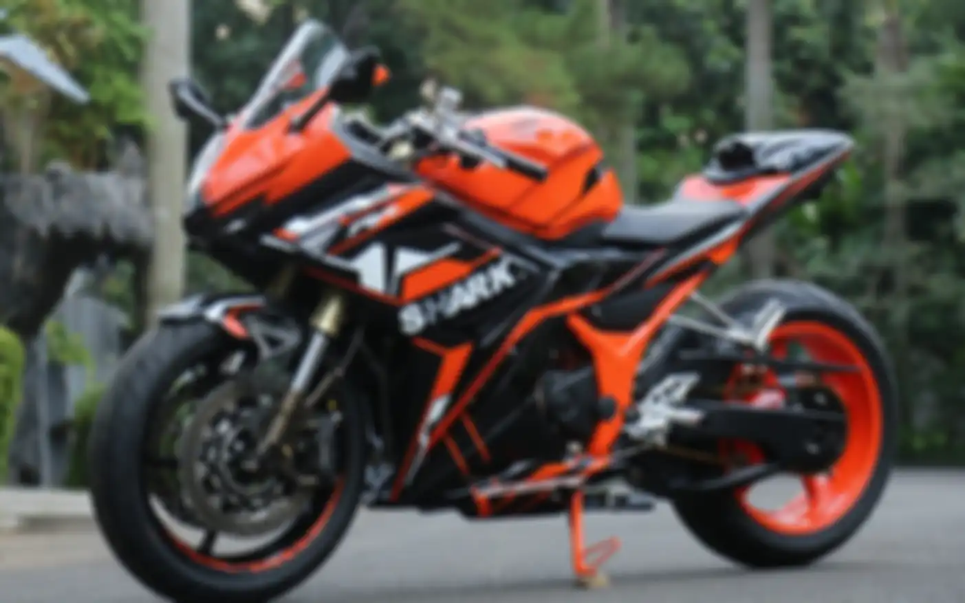 Honda CBR 150R Yang Jadi Kekar Pakai Limbah Moge