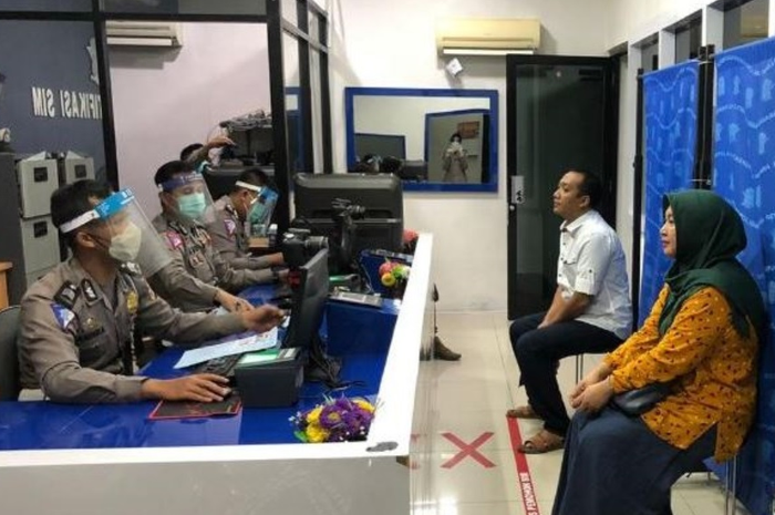 Program bikin SIM gratis hari ini.