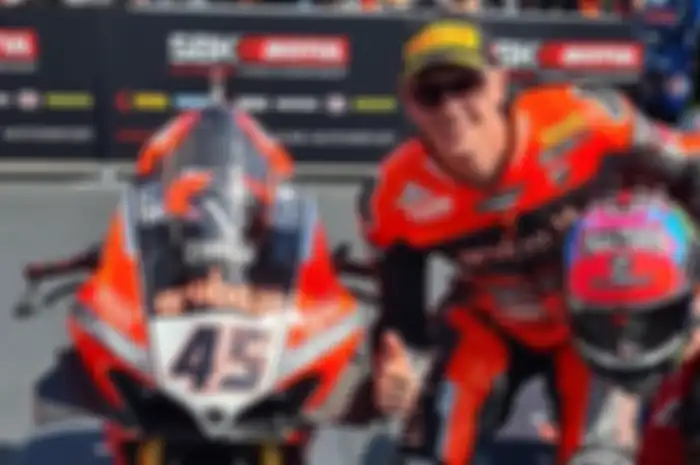 Ini dia profil pembalap dunia WSBK yang dermawan memberi uang ke bocah di Mandalika, ternyata pernah mencicip balapan MotoGP loh!