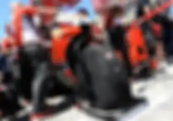 Bukannya Takut Kotor, Ini Alasan Kenapa Ban Motor MotoGP Selalu Ditutup Sebelum Turun Balapan