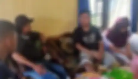 Gilang Bungkus saat ditangkap di rumah pamannya di Kalimantan Tengah