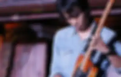 God Bless Jadi Panutan Eross Candra Sejak Kecil, Pas Pelajaran Kesenian Malah Gambar Cover Album Semut Hitam