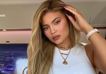 Sedari Kecil Hidup dalam Sorotan, Kylie Jenner Ternyata Pernah Ngayal Seandainya Tak Terkenal Pengin Jadi Penata Rias Artis