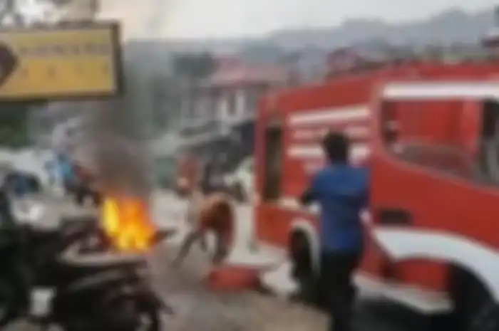 Peristiwa kebakaran motor terjadi di dekat Rantepao, Toraja Utara,