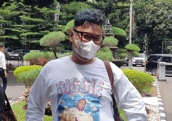 Bertugas di Komisi IX, Uya Kuya Turut Soroti Huru Hara Skincare hingga Lakukan Hal Ini