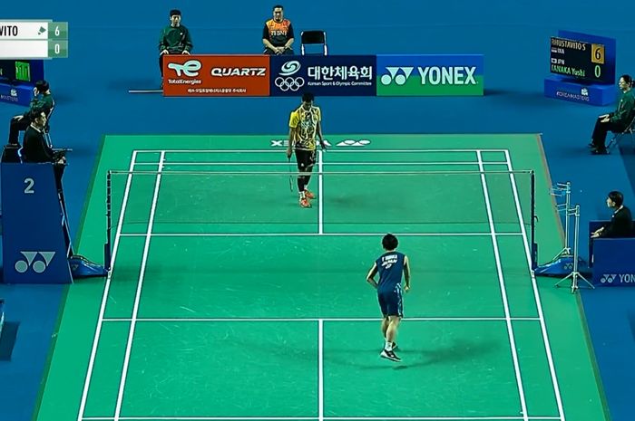 Tunggal putra Indonesia, Shesar Hiren Rhustavito saat beraksi pada babak 32 besar Korea Masters 2203 di Gwangju Women's University Stadium, Gwangju, Korea Selatan, Rabu (8/11/2023)