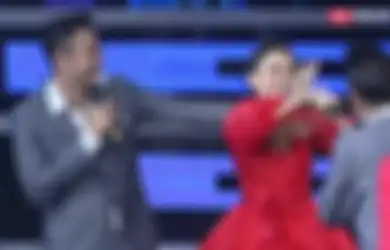 Asal Jeplak Sebut Raffi Ahmad Bapaknya Bilqis di TV, Ayu Ting Ting Langsung Kena Amuk Netizen: Emang Udah Nggak Punya Harga Diri!