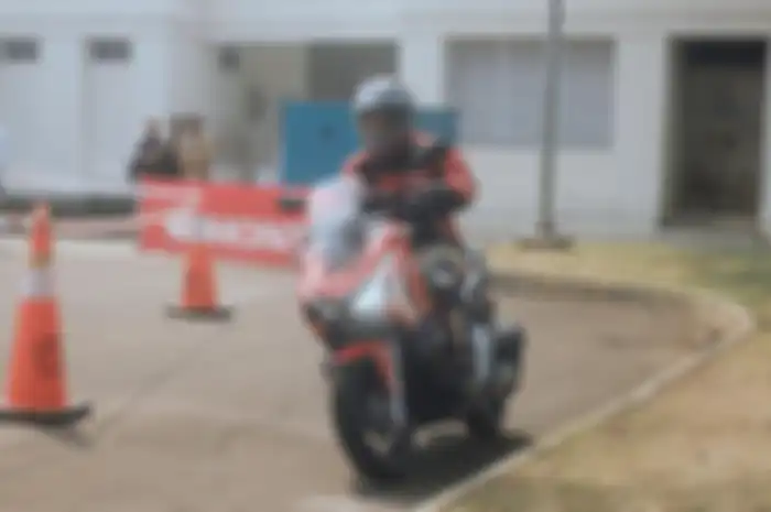 Honda ADV 150 versi ABS-ISS