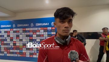 Striker Persis Solo, Ramadhan Sananta ditemui oleh wartawan di mixed zone Stadion Manahan, Solo pada Jumat (7/2/2025).