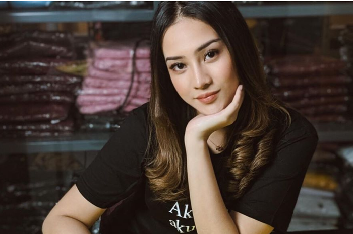 Anya Geraldine