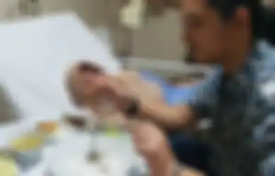 Sosoknya Hilang Bak Ditelan Bumi, Penyanyi Religi Ini Bagikan Kabar Menyedihkan, Terbaring Lemah Di RS dan Makan Harus Disuapi, Sang Suami Minta Doa