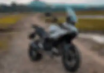 Bergaya Sport Andventure, Modifikasi Yamaha R25 Jadi “Yamaha Tracer 250”Keren
