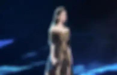IU Notice Seorang Fans Usia Lanjut yang Pengin Masuk Fandomnya