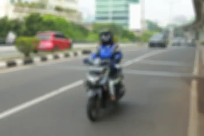 Ilustrasi riding. Ini dia tips riding dengan motor saat hari raya.