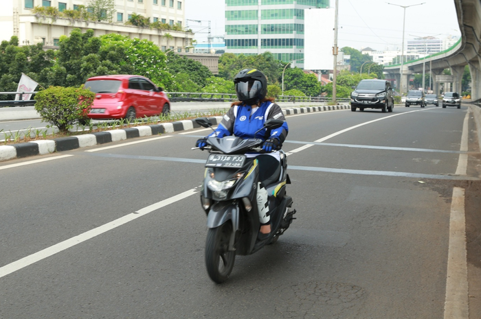 Ilustrasi riding. Ini dia tips riding dengan motor saat hari raya.