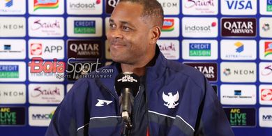 Patrick Kluivert Tantang Suporter Timnas Indonesia, Pelatih Bahrain Cuek Nggak Peduli