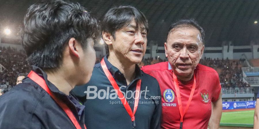 Sempat Satu Komando, Iwan Bule Bangga dengan Shin Tae-yong yang Angkat Martabat Timnas Indonesia