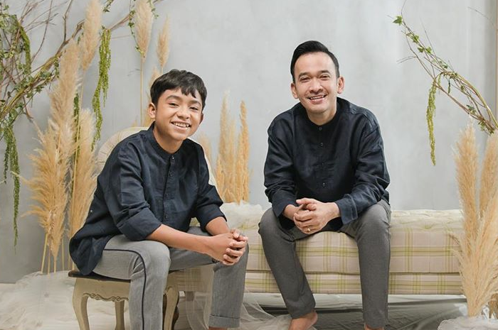 Ruben Onsu dan anak sulungnya Betrand Peto