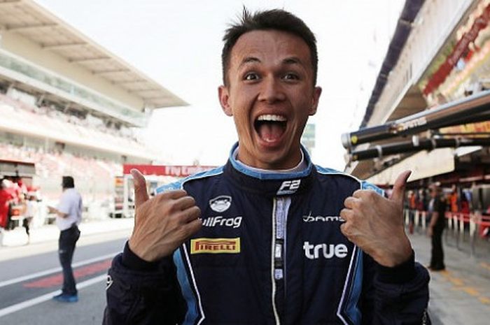 Pebalap Thailand, Alexander Albon yang akan menjalani debut F1 musim ini