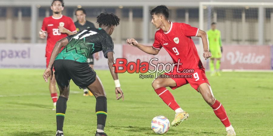 Malik Risaldi Anggap Jadi Bek di Luar Prediksi Saat Bawa ASEAN All-Stars Permalukan Manchester United