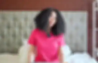Pamer Testpack Garis Dua, Denisse Chariesta Diduga Nikah Diam-diam, Warganet: Lebih Jinak ya kalau Jadi Mom