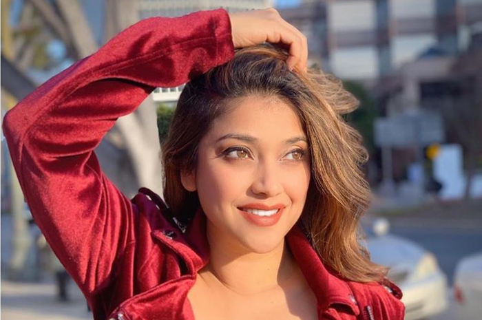 Sarah Azhari 