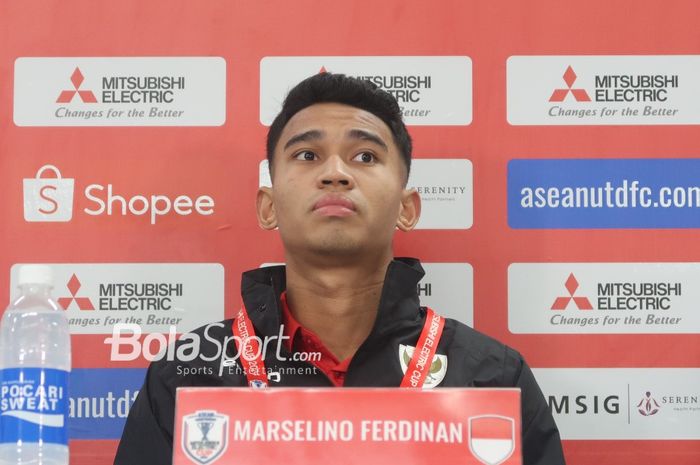 Gelandang Timnas Indonesia, Marselino Ferdinan, dalam sesi konferensi pers jelang laga kedua Grup B melawan Timnas Laos, Rabu (11/12/2024) sore WIB.