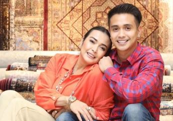 Beda Usia 17 Tahun, Jennifer Jill Sebut Ajun Perwira Sosok Ayah Tiri yang Baik untuk Anak Sambung dan Cucunya, Irfan Hakim Malah Salfok dengan Status sang Artis, Sudah Jadi Kakek?