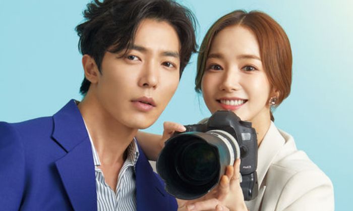 Profil pemain drama Korea Her Private Life beserta jadwal tayang dan link nonton drakornya.