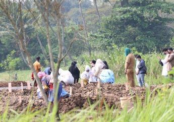 Jawa Tengah Darurat Covid-19, Relawan Pemakaman di Klaten Capai Rekor Antarkan 35 Jenazah Pasien Virus Corona dalam Satu Hari