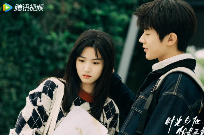 Drama Cinta 'Time and Him Are Just Right'