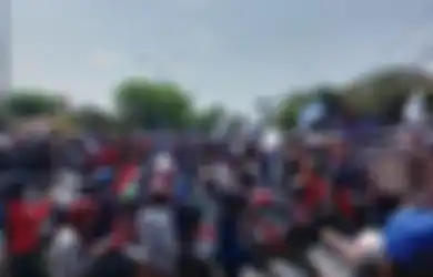 Sebut Demo Buruh Karena Termakan Hoaks, Jokowi Meradang Pada Anak Buah: Komunikasi UU Cipta Kerja Sangat Jelek