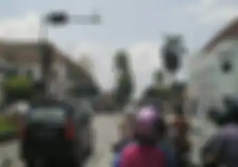 Akhirnya Gak Penasaran, Cikal Bakal Lampu Merah Di Jalan Raya Mulanya Semafor
