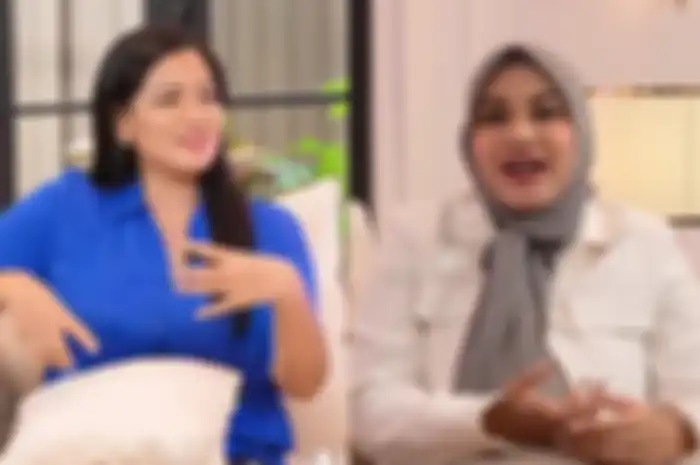 Kolase foto Titi Kamal dan Aurel Hermansyah.