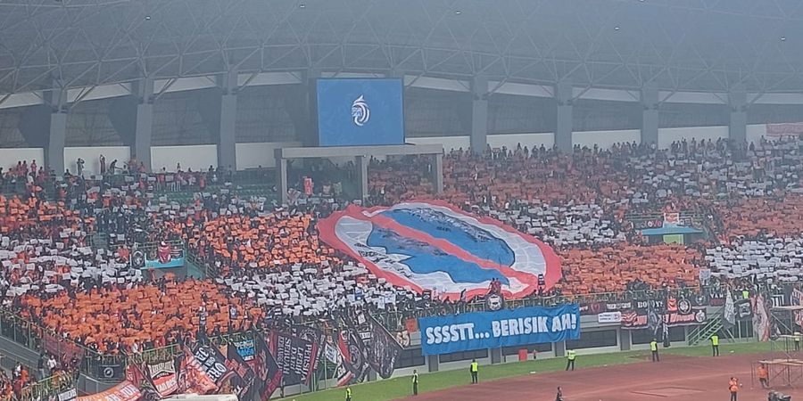 Duel Klasik Persija Vs Persib Diwarnai Koreo Apik The Jakmania, Ada Sindiran Buat Bobotoh?