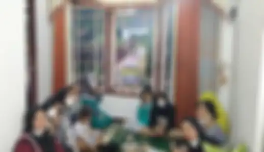 Emak-emak rayakan Andin dan Aldebaran yang batal cerai dalam Sinetron Ikatan Cinta dengan mengadakan syukuran.