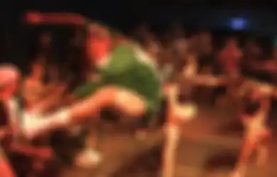 Ini Arti dan Sejarah Gerakan Two Step! Joget Pengiring Musik Hardcore