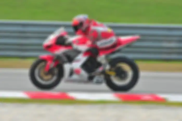 Andi Farid Izdihar penampilan race 2 ARRC SS600 ronde 6 Malaysia lebih baik dari race 1 berhasil finis urutan 6