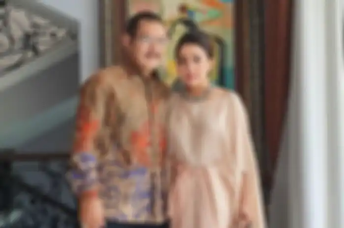 Bambang Trihatmodjo dan Mayangsari